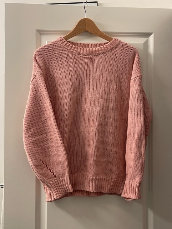 Polly Sweaters - Relaxed Crewneck Wool blend Sweater in Soft Pink